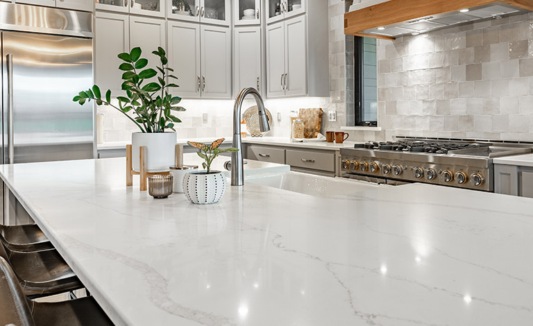 How to Clean Quartz Countertops Stains?